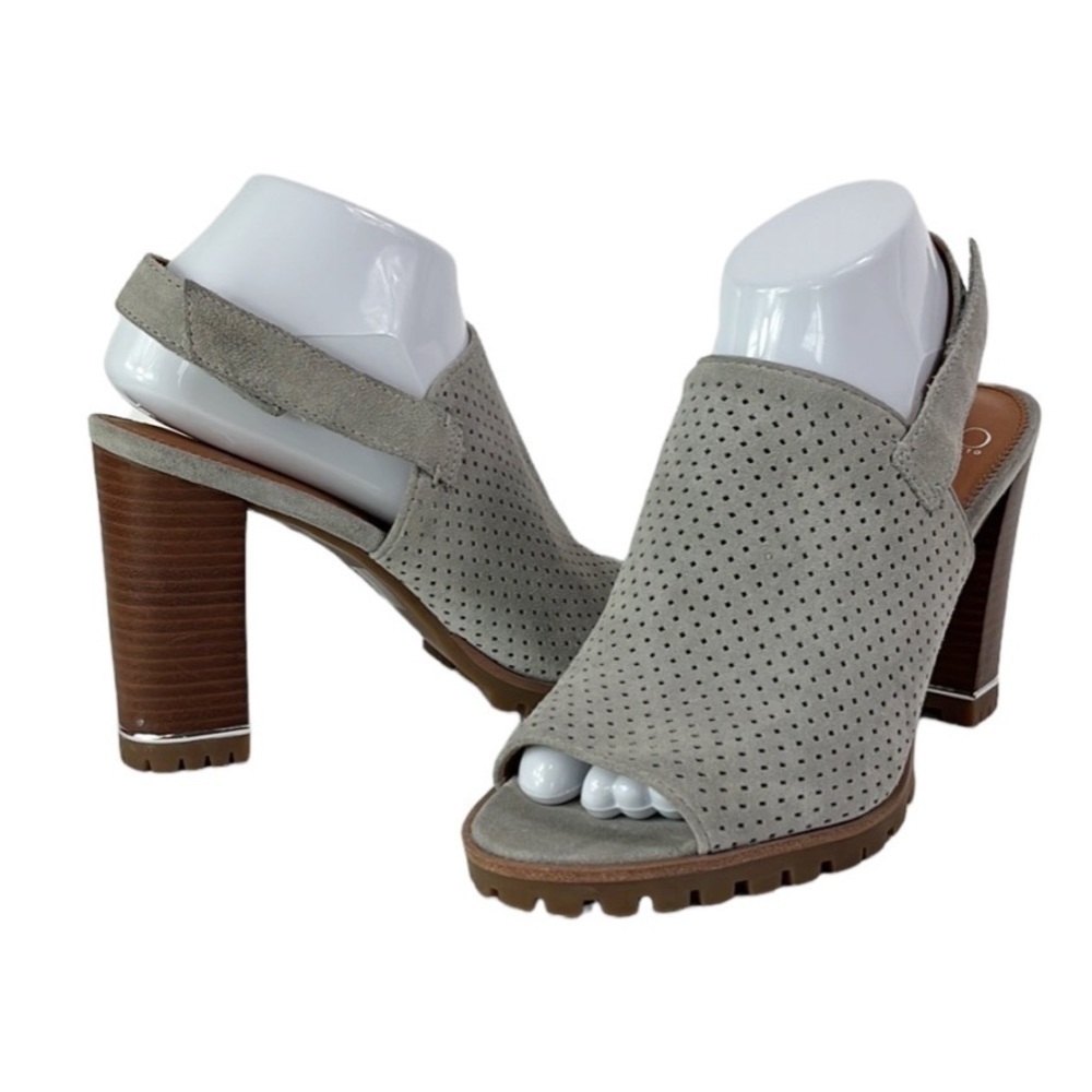 Franco Sarto A-Analise 2‎ Stacked Heel Peep Toe Sandal Women's 8.5M Gray Suede